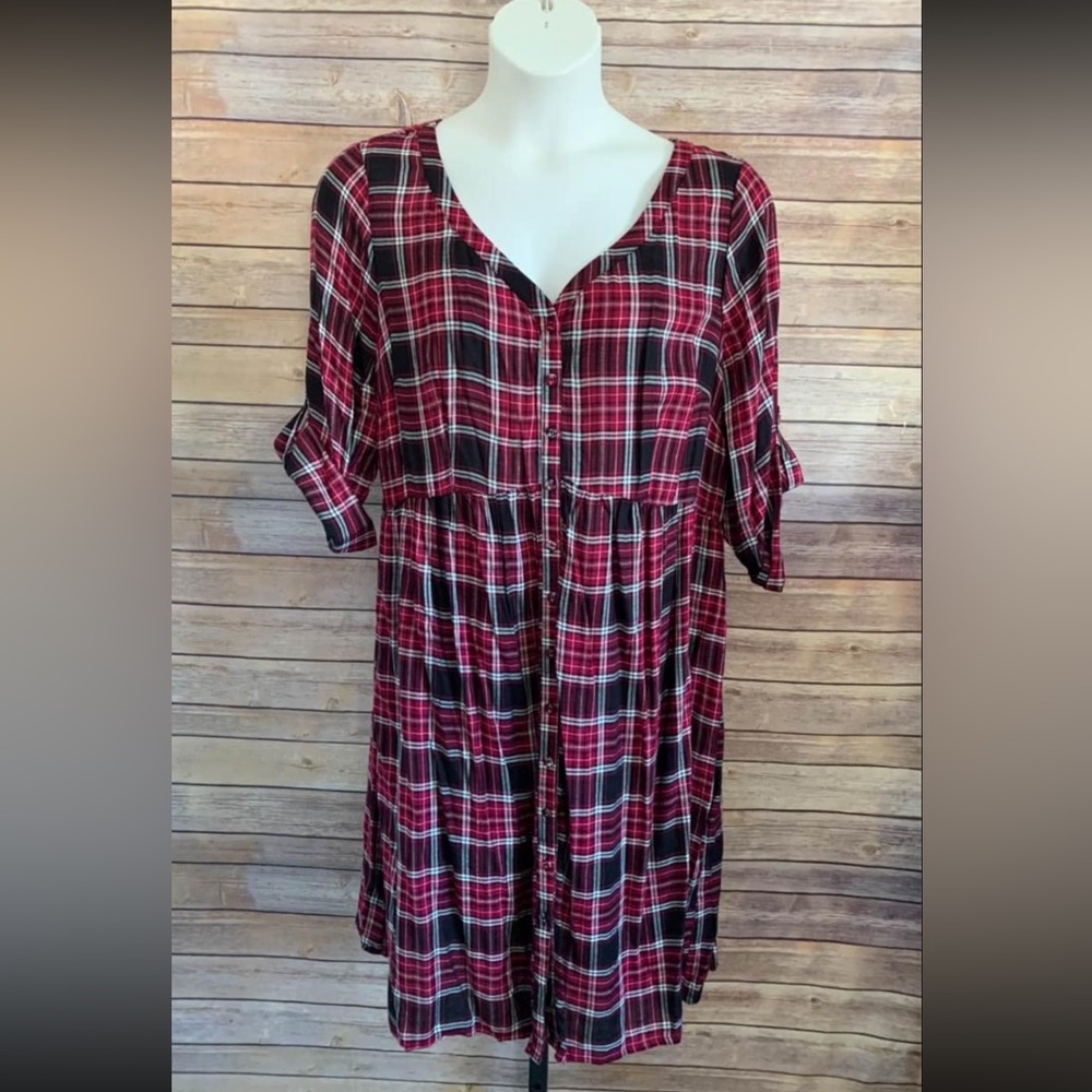 Torrid Burgundy and Black Plaid Button-Front Midi Dress, 2X - Picture 3 of 7